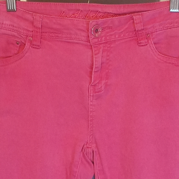 Pink Jeans - Picture 5 of 8